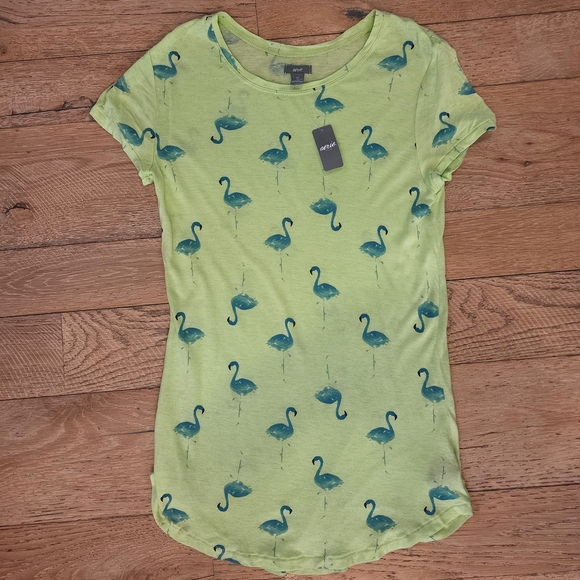 aerie Tops - NWT Aerie Green Flamingo Print T-Shirt beach vibes